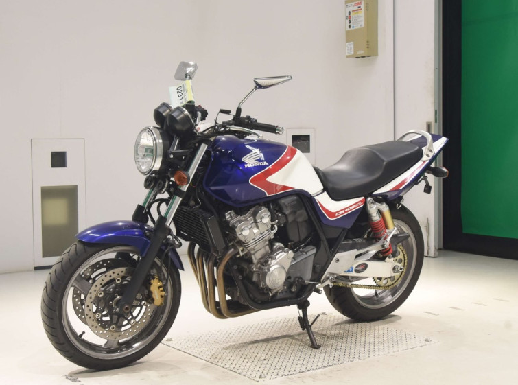 Мотоцикл Honda CB400SFV с пробегом 28542 km