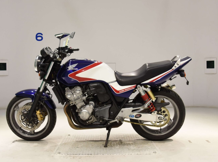Мотоцикл Honda CB400SFV с пробегом 28542 km
