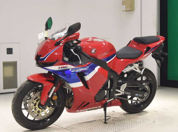 Мотоцикл Honda CBR600RR с пробегом 8607 km