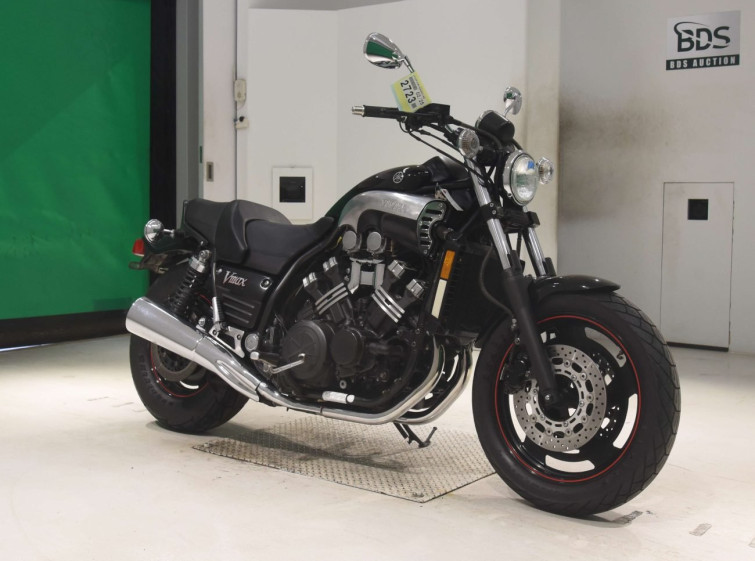 Мотоцикл Yamaha V-MAX1200 с пробегом 53848 km
