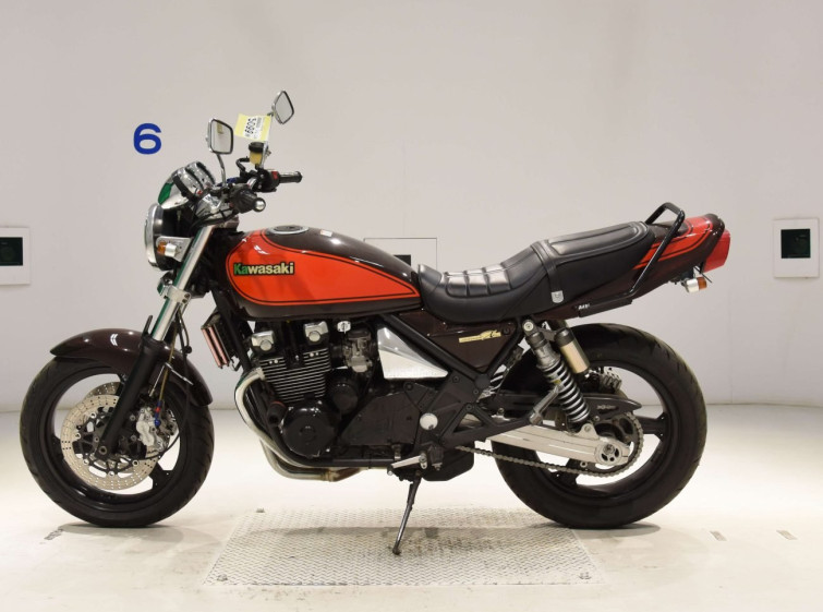 Мотоцикл Kawasaki ZEPHYR400 з пробігом 17111 km
