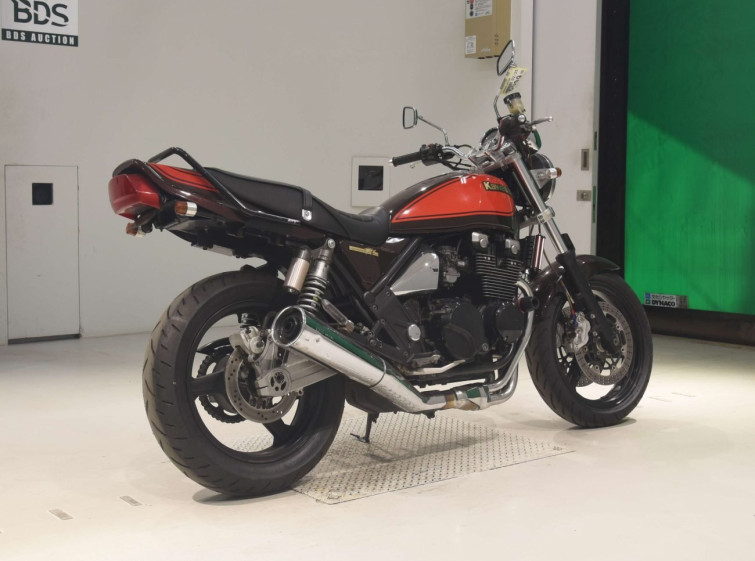 Мотоцикл Kawasaki ZEPHYR400 з пробігом 17111 km