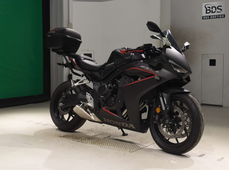 Мотоцикл Honda CB650R-2E CLUTCH с пробегом 174 km