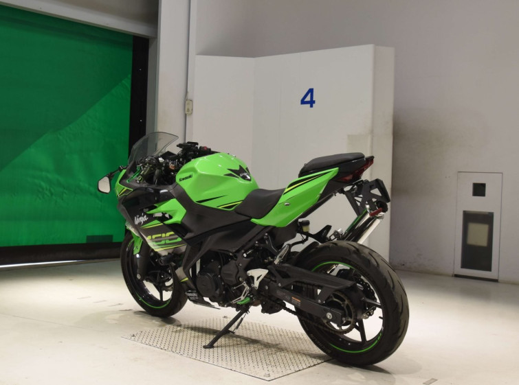 Мотоцикл Kawasaki NINJA400 с пробегом 19937 km