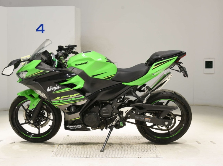 Мотоцикл Kawasaki NINJA400 с пробегом 19937 km