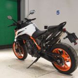 Мотоцикл KTM 890 DUKE R с пробегом 9328 km