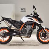 Мотоцикл KTM 890 DUKE R с пробегом 9328 km
