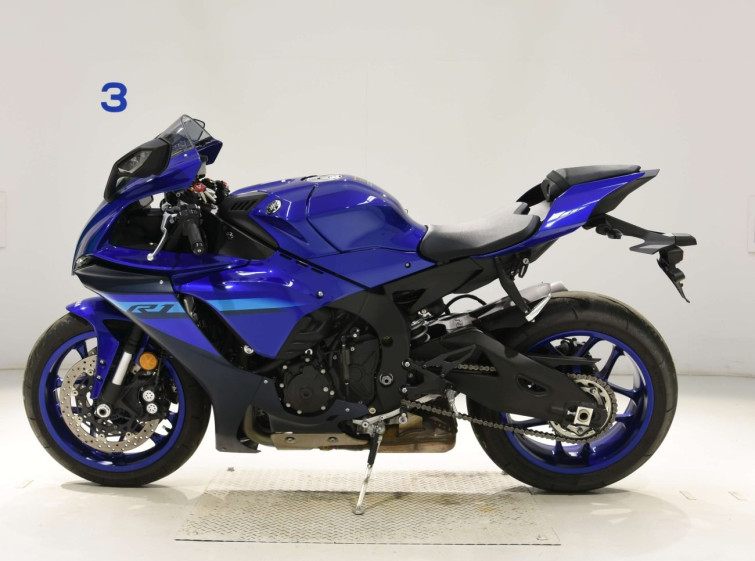 Мотоцикл Yamaha YZF-R1 с пробегом 5037 km