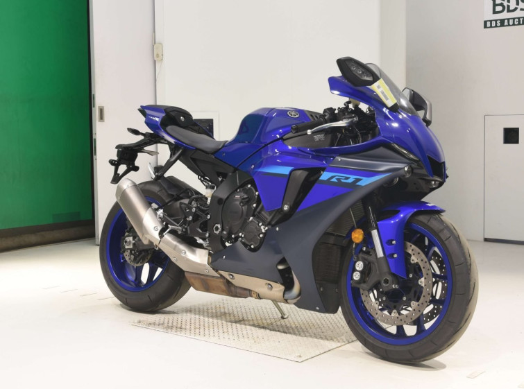 Мотоцикл Yamaha YZF-R1 с пробегом 5037 km