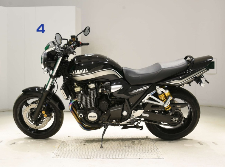 Мотоцикл Yamaha XJR1300 з пробігом 26582 km