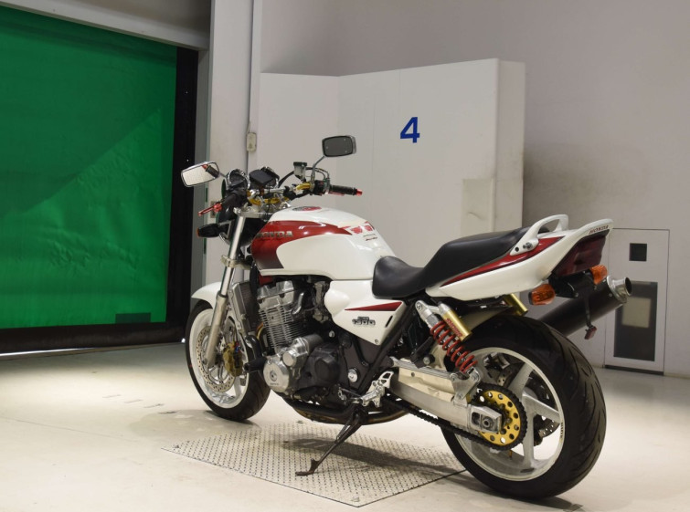 Мотоцикл Honda CB1300SF с пробегом 19322 km