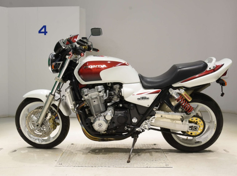 Мотоцикл Honda CB1300SF с пробегом 19322 km