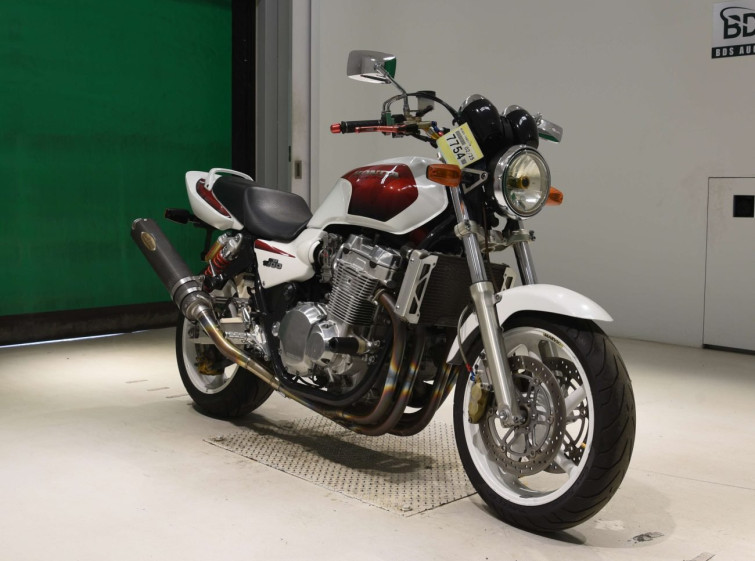 Мотоцикл Honda CB1300SF с пробегом 19322 km