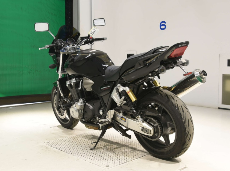 Мотоцикл Honda CB1300SF с пробегом 8307 km