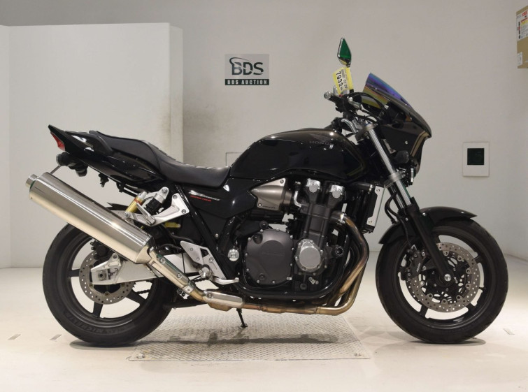 Мотоцикл Honda CB1300SF с пробегом 8307 km