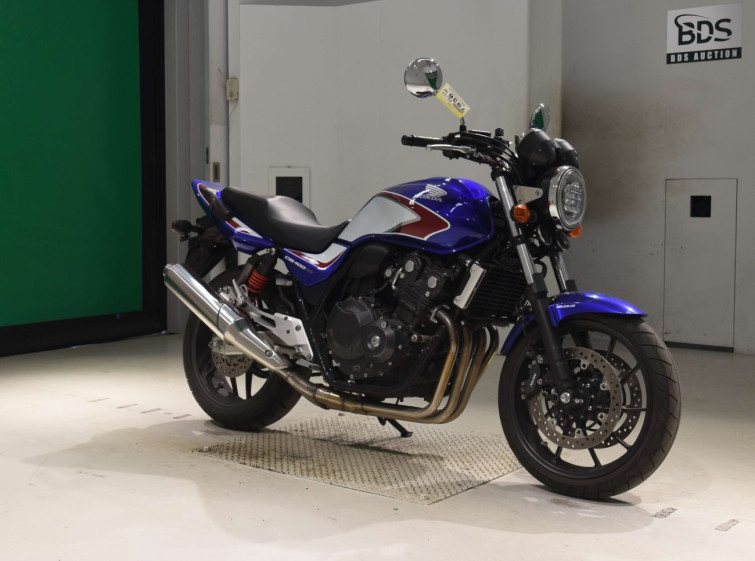 Мотоцикл Honda CB400SFA с пробегом 685 km