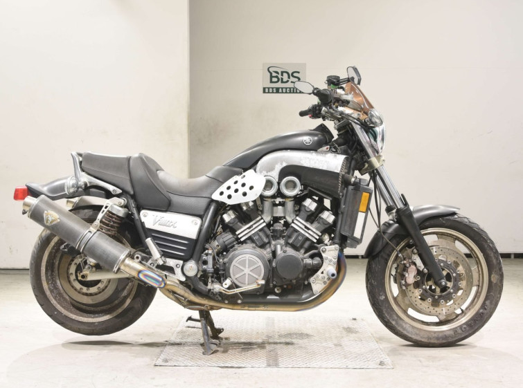 Мотоцикл Yamaha V-MAX1200 з пробігом 3716 km