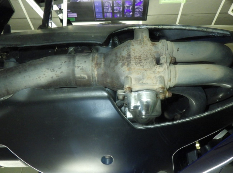 Мотоцикл Yamaha YZF-R1 с пробегом 55683 km