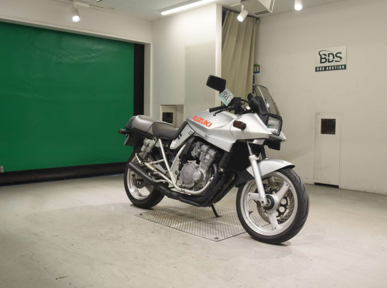 Мотоцикл Suzuki GSX250S KATANA с пробегом 9893 km