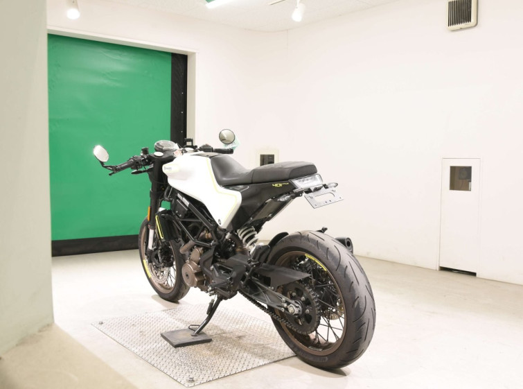 Мотоцикл Husqvarna 401 з пробігом 18773 km