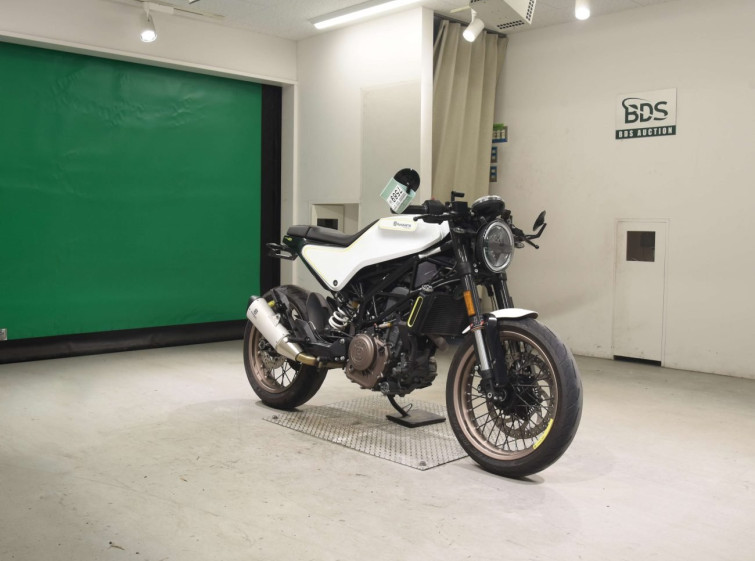 Мотоцикл Husqvarna 401 з пробігом 18773 km