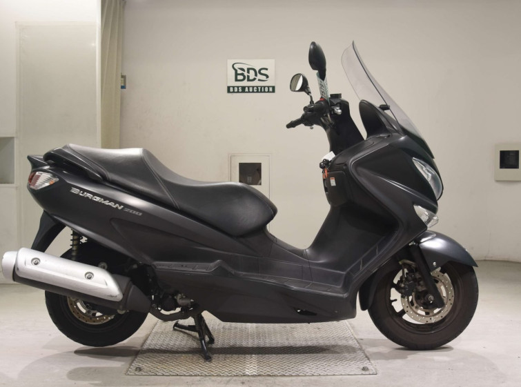 Мотоцикл Suzuki BURGMAN200 з пробігом 57124 km