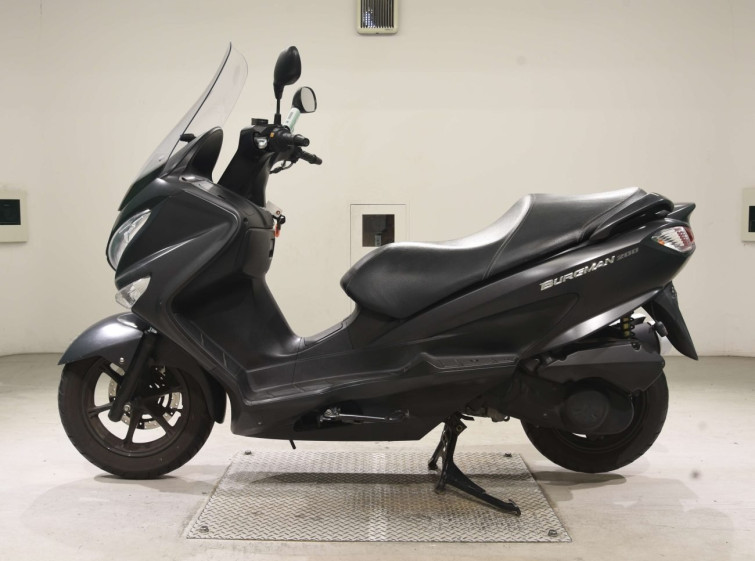 Мотоцикл Suzuki BURGMAN200 з пробігом 57124 km