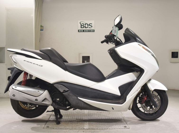 Мотоцикл Honda FORZA SI с пробегом 24524 km