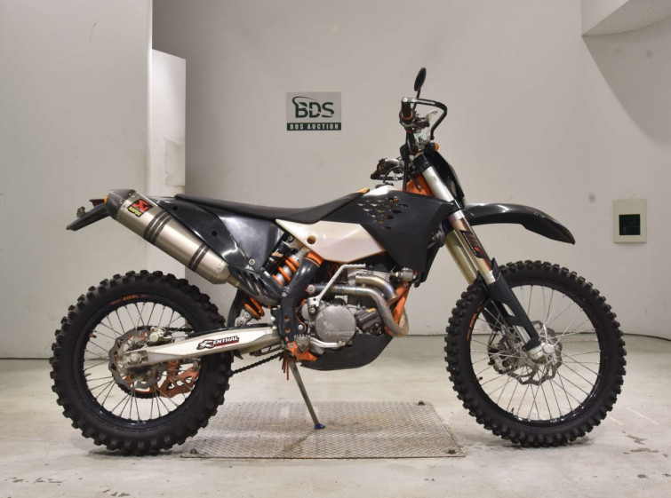 Мотоцикл KTM 200EXC с пробегом 5980 km