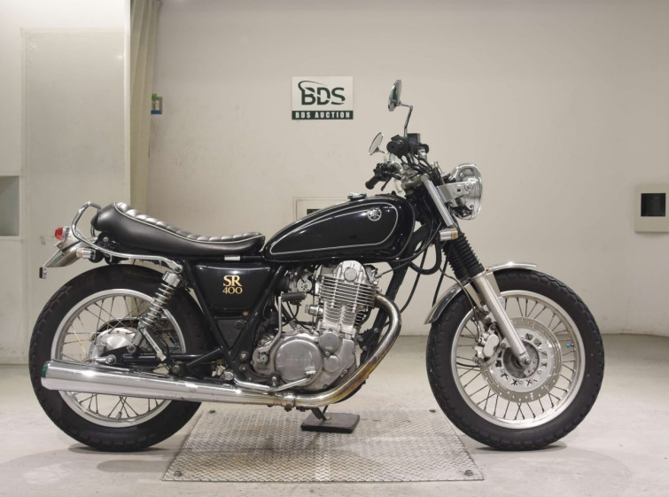 Мотоцикл Yamaha SR400 з пробігом 9665 km