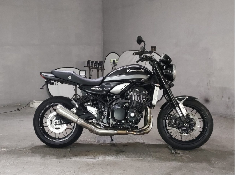 Мотоцикл Kawasaki Z900RS с пробегом 1710 km