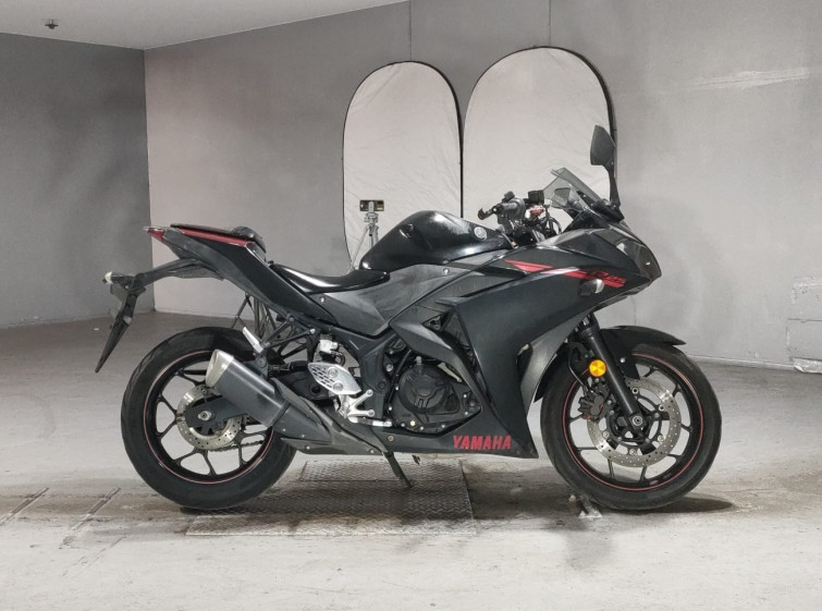 Мотоцикл Yamaha YZF-R25 с пробегом 65070 km