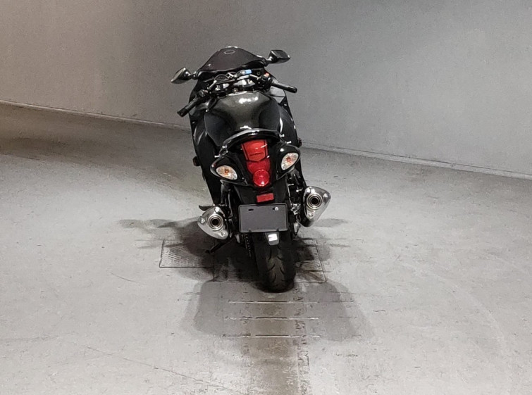 Мотоцикл Suzuki GSX1300R HAYABUSA с пробегом 2806 km