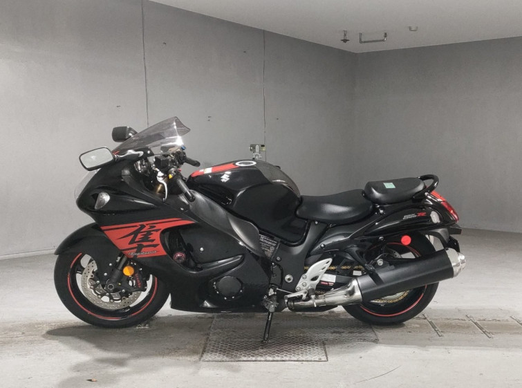 Мотоцикл Suzuki GSX1300R HAYABUSA с пробегом 2806 km