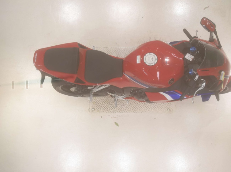 Мотоцикл Honda CBR600RR с пробегом 1206 km