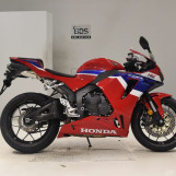 Мотоцикл Honda CBR600RR с пробегом 1206 km