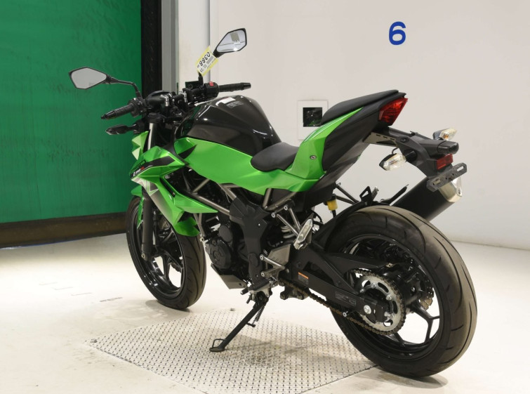 Мотоцикл Kawasaki Z250SL з пробігом 6156 km