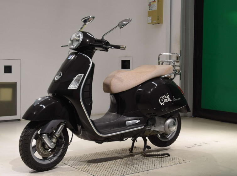 Мотоцикл Vespa GTS250 IE с пробегом 3902 km