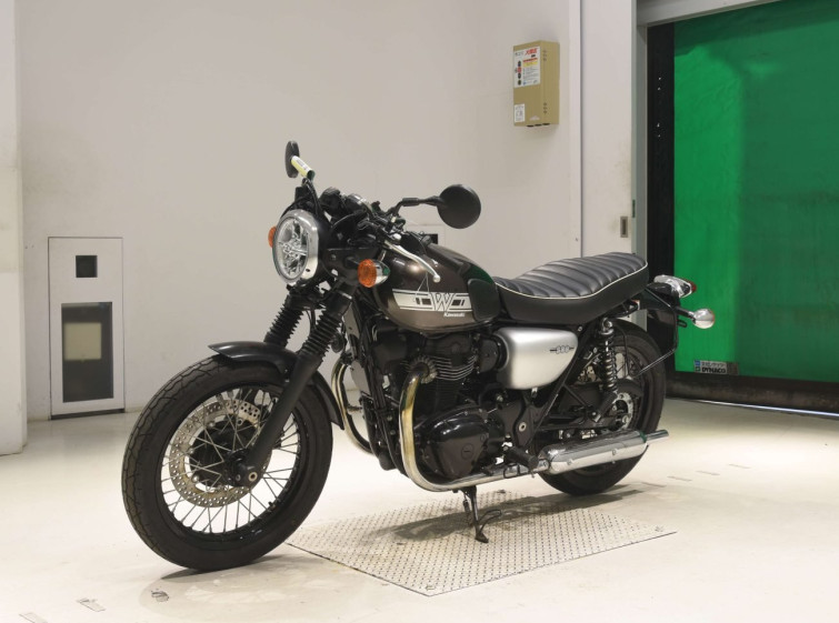 Мотоцикл Kawasaki W800 с пробегом 8299 km