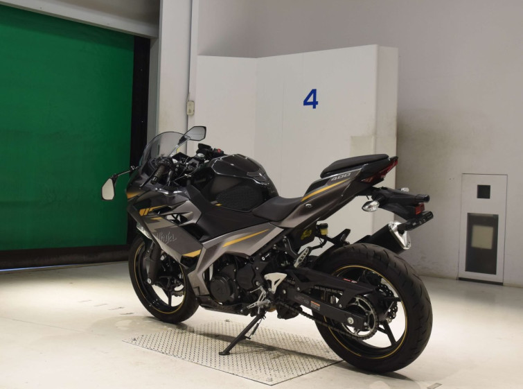 Мотоцикл Kawasaki NINJA400 с пробегом 5713 km