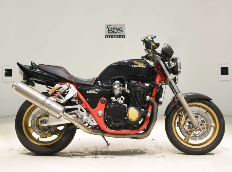 Мотоцикл Honda CB1300SF