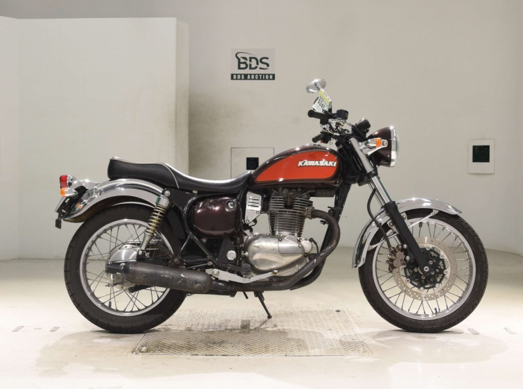 Мотоцикл Kawasaki ESTRELLA