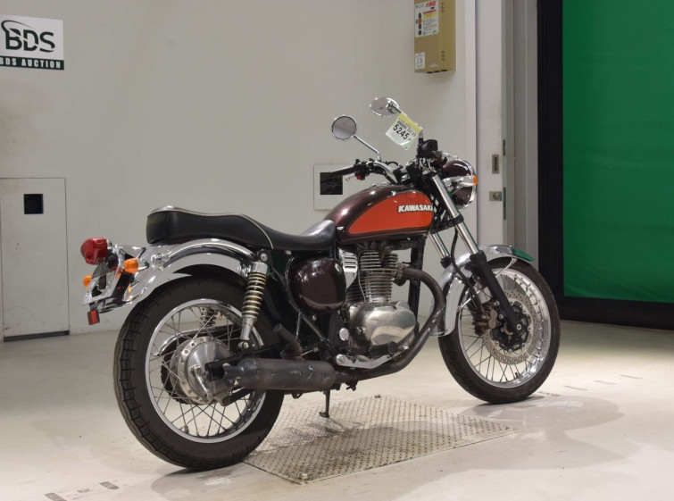 Мотоцикл Kawasaki ESTRELLA