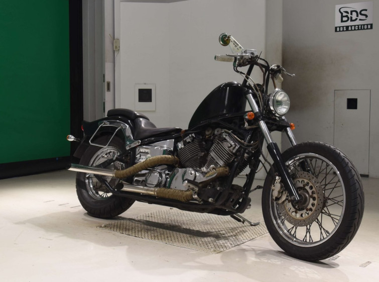 Мотоцикл Yamaha DRAGSTAR XVS400