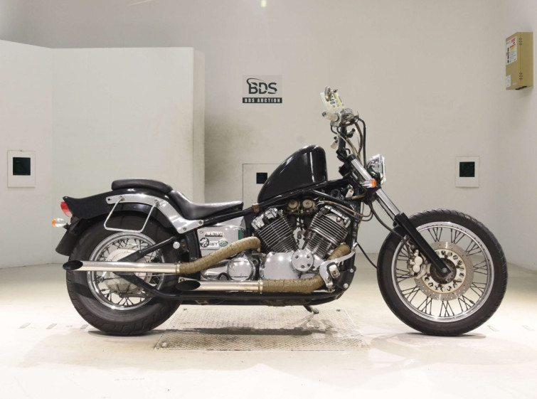 Мотоцикл Yamaha DRAGSTAR XVS400