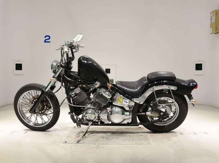 Мотоцикл Yamaha DRAGSTAR XVS400