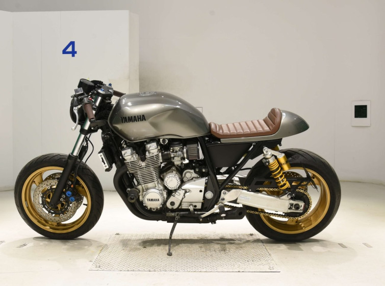 Мотоцикл Yamaha XJR1300 с пробегом 738 km