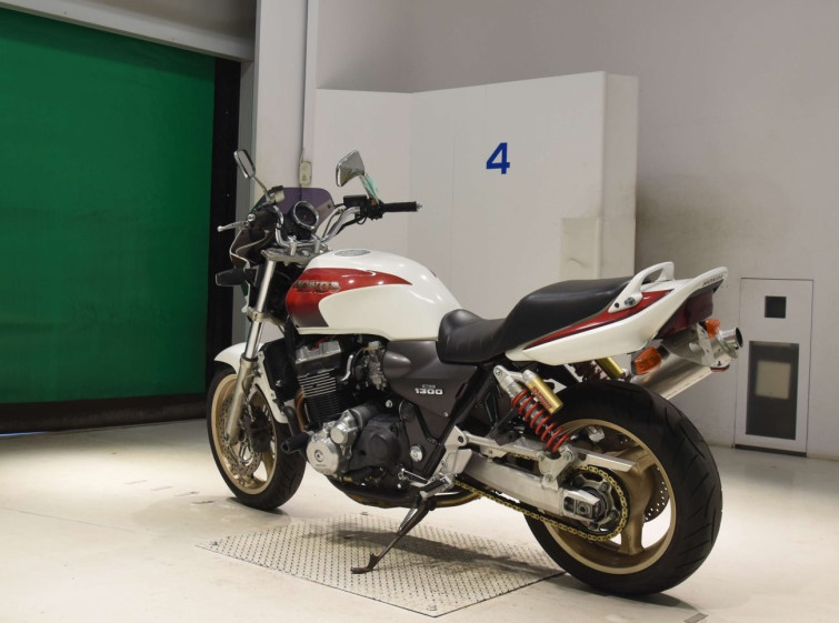 Мотоцикл Honda CB1300SF с пробегом 30608 km