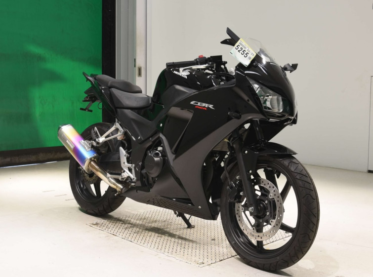 Мотоцикл Honda CBR250R с пробегом 3179 km