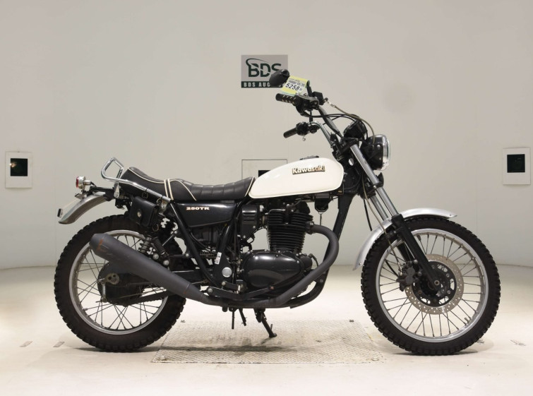 Мотоцикл Kawasaki 250TR